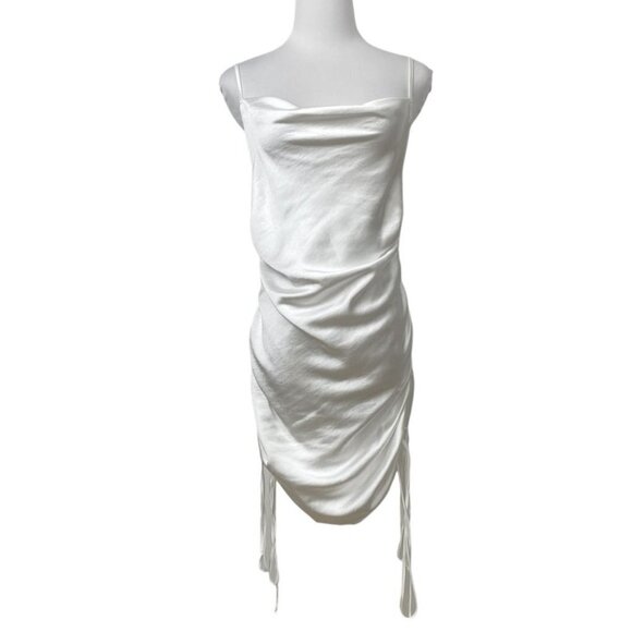 NWT MOTEL PALILA IVORY WHITE SATIN CINCHED MINI DRESS - XS - Picture 3 of 10